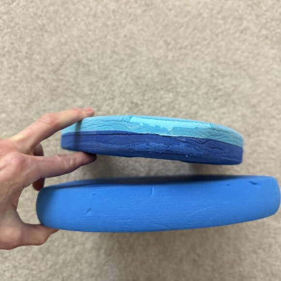 Speedo Junior Flat Kickboard and Speedo Junior Ray-board - Picture 5 of 6